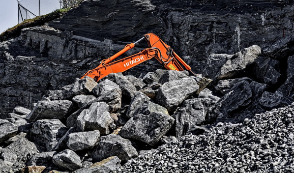 heavy mining machinery excavation